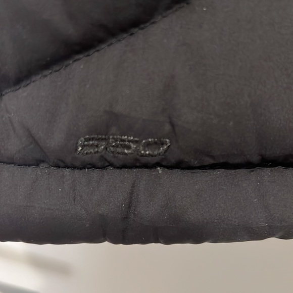 The North Face Puffer Vest Women's Xs Hooded 650 Down Gold Black - Picture 6 of 13